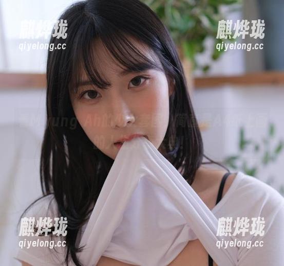 看Myung Ah的少女套图，简直是A4纸上画的人生分享大典！
